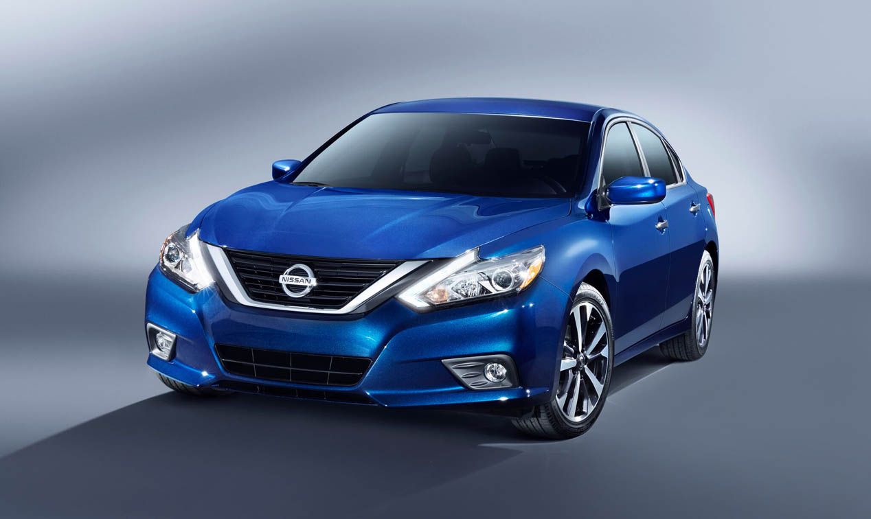 Nissan Altima 2016, nuevo lavado de cara