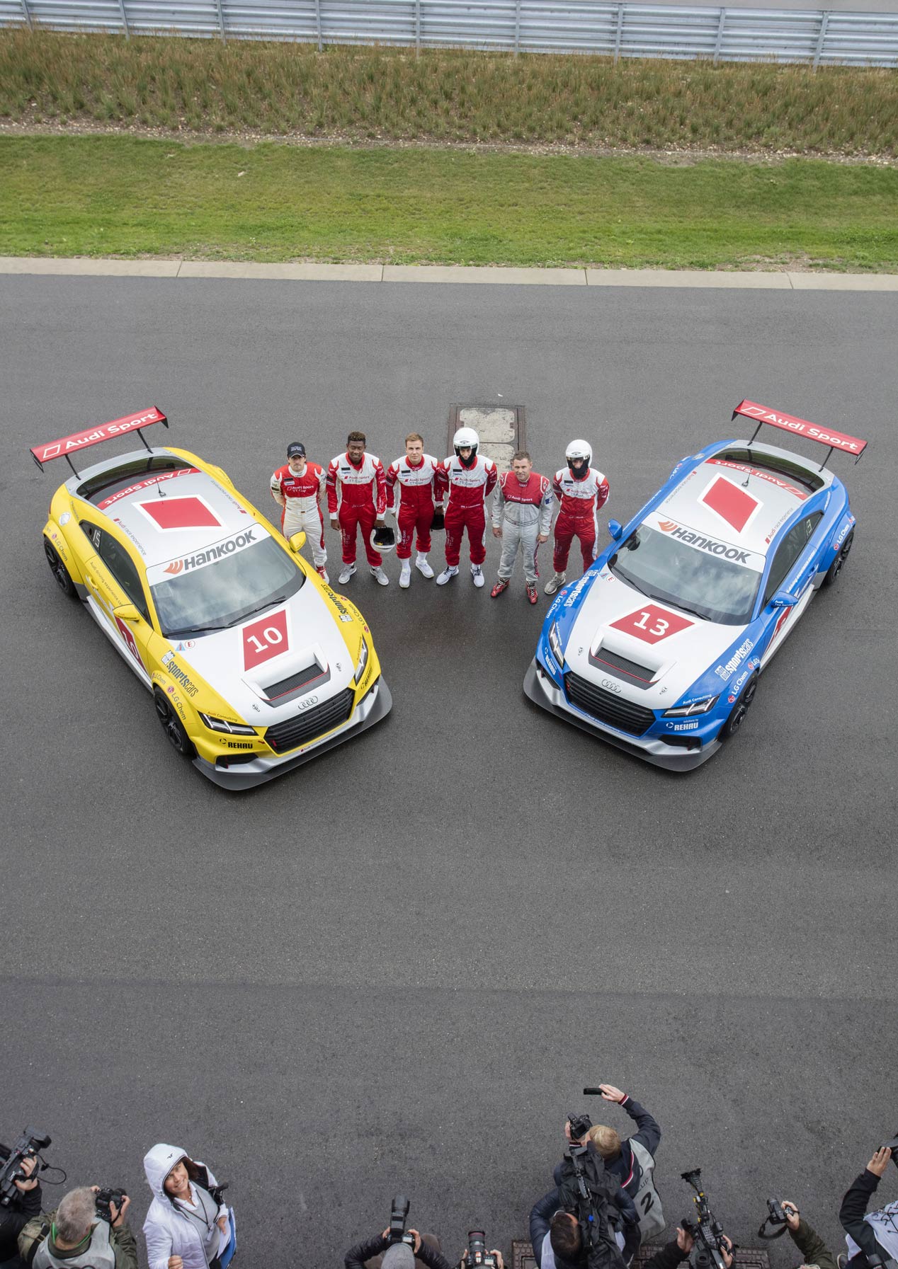 Los nuevos coches Audi para los jugadores del Bayern Münich