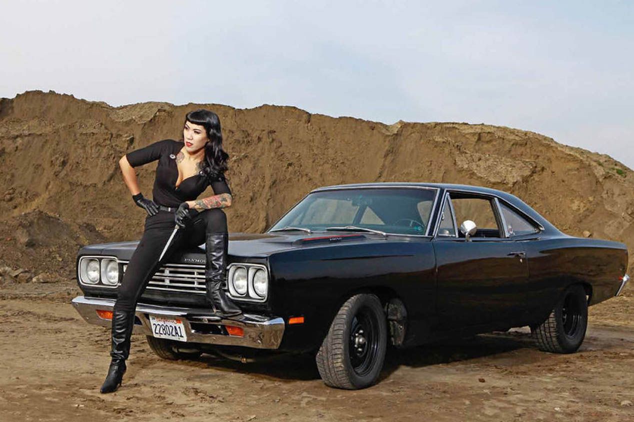Las chicas y los coches más picantes del siglo XX