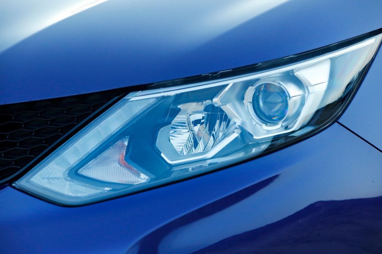 Faros led contra faros halógenos en el Nissan Qashqai