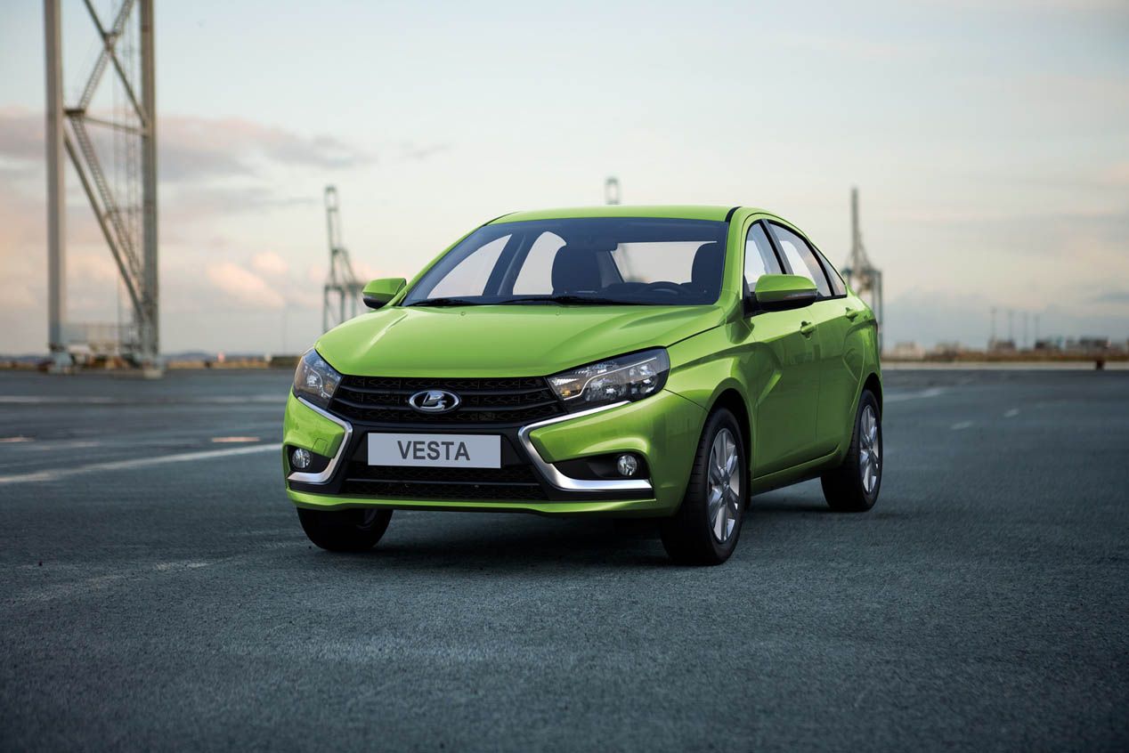 Lada Vesta sedán, comercializado por AutoVaz
