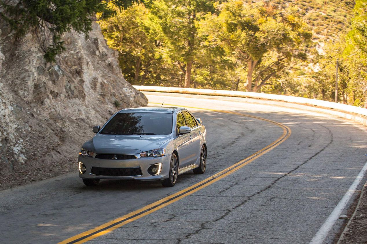 Mitsubishi Lancer, la octava generación se vuelve a actualizar