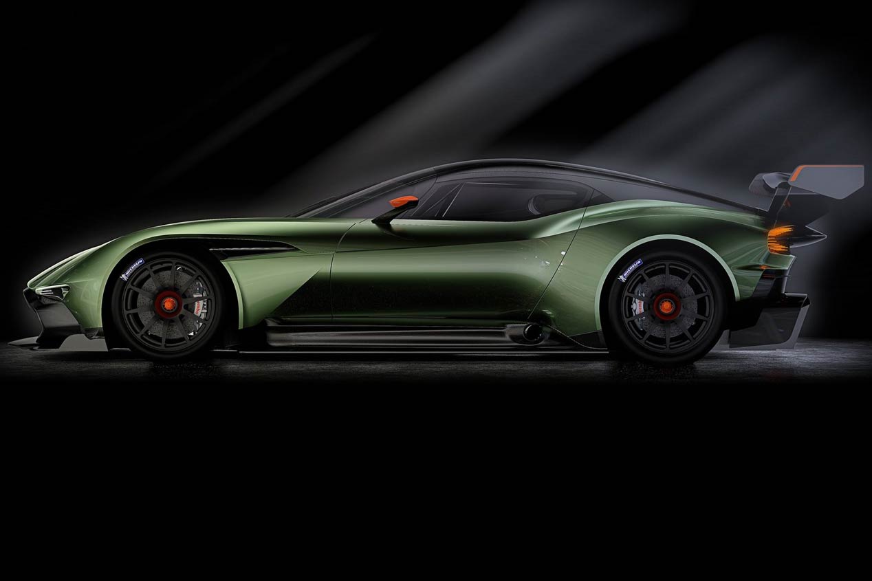 Aston Martin Vulcan, el cielo no puede esperar
