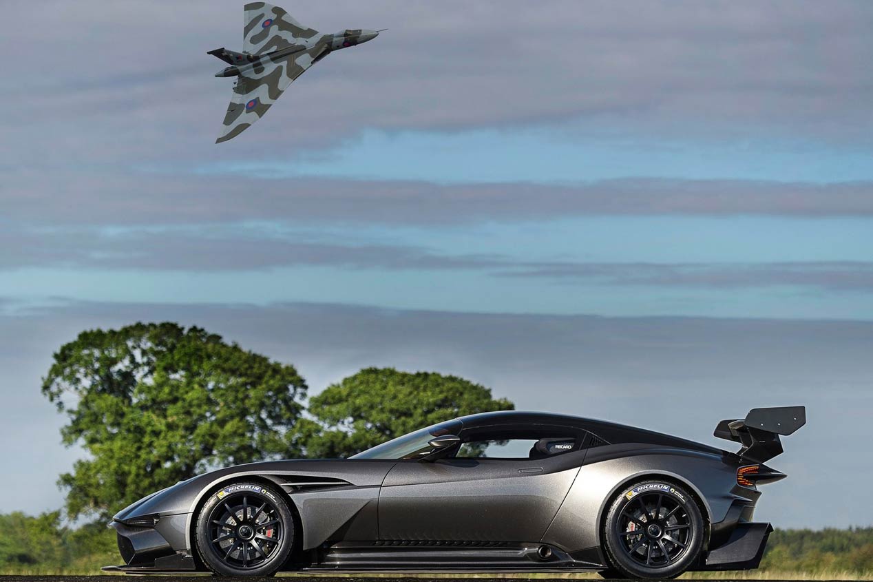 Aston Martin Vulcan, el cielo no puede esperar