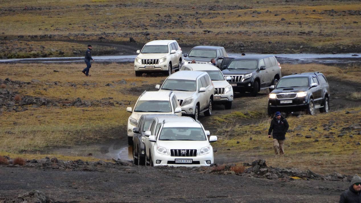Al volante del Toyota Land Cruiser 180D