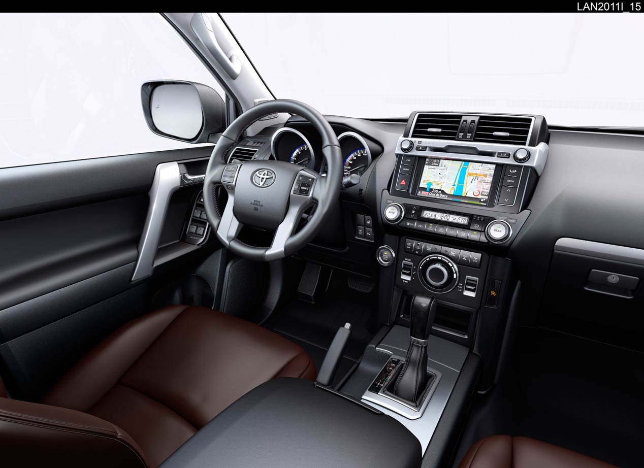Al volante del Toyota Land Cruiser 180D
