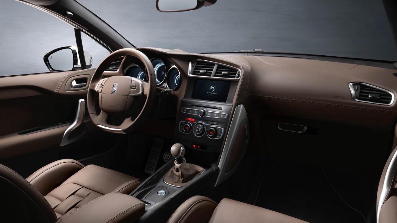 Los DS 4 y DS 4 Crossback, ya a la venta