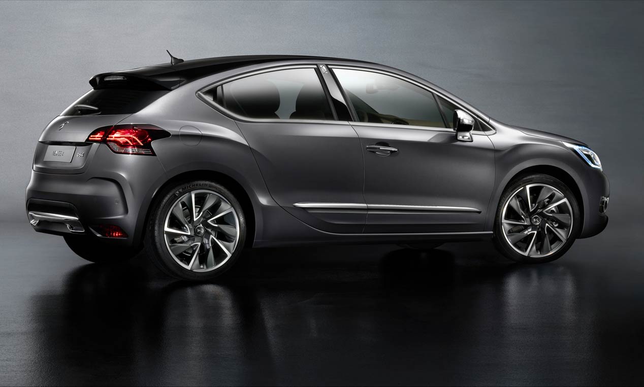 Los DS 4 y DS 4 Crossback, ya a la venta