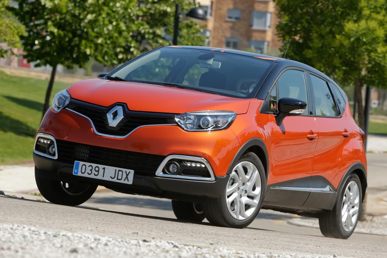 Mazda CX-3 contra a Renault Captur y Suzuki Vitara