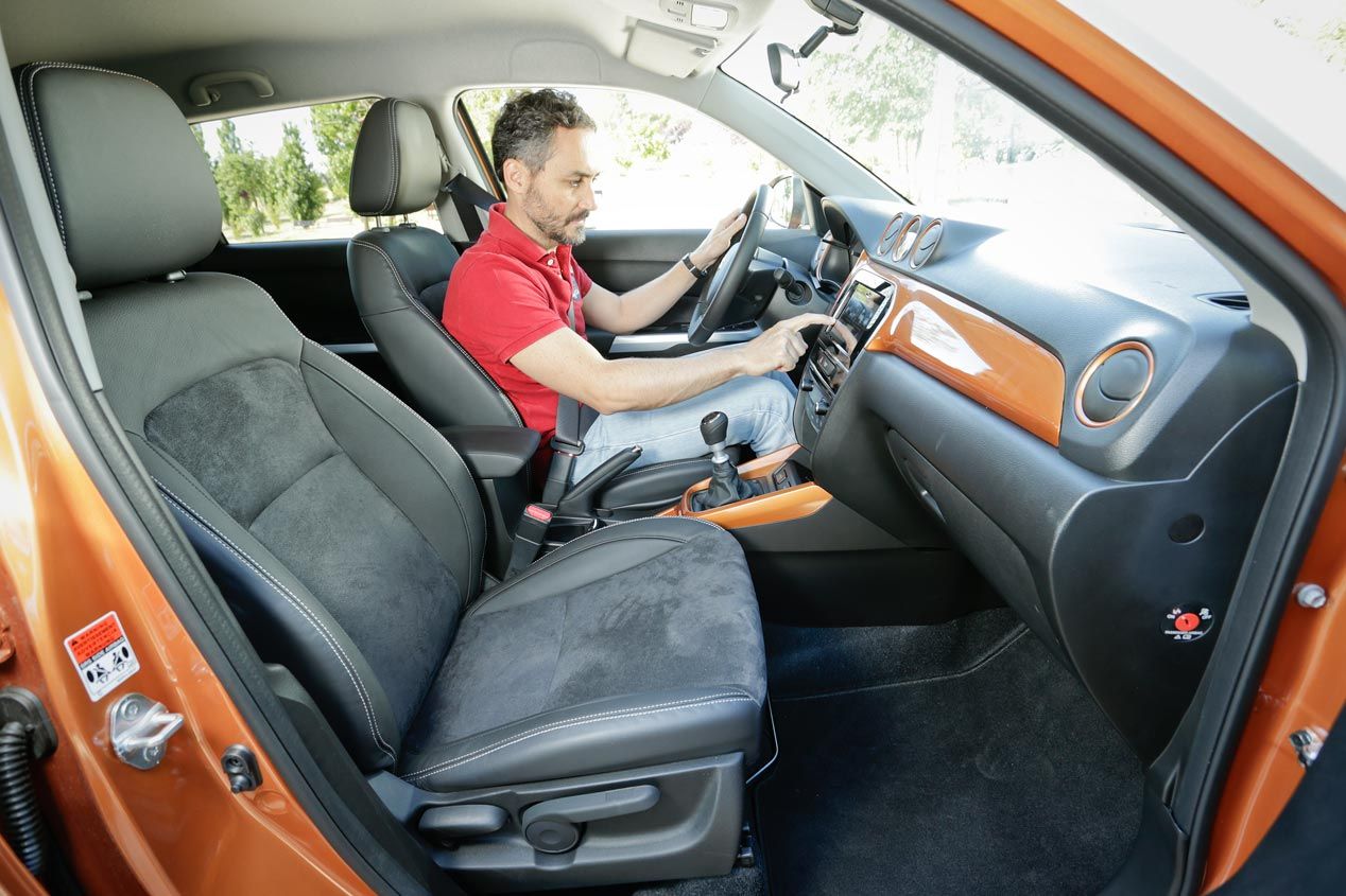 Mazda CX-3 contra a Renault Captur y Suzuki Vitara