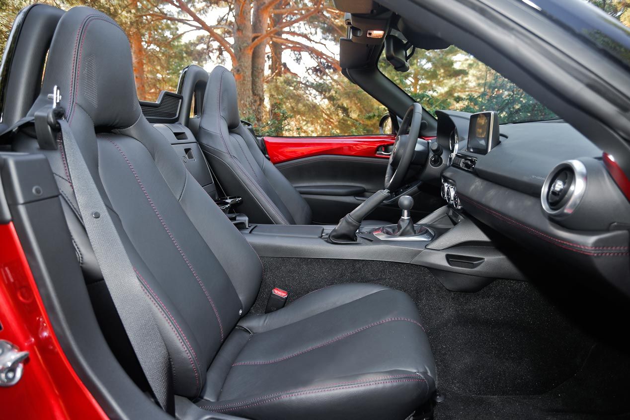 Mazda MX-5 Skyactiv-G, encantador cabrio