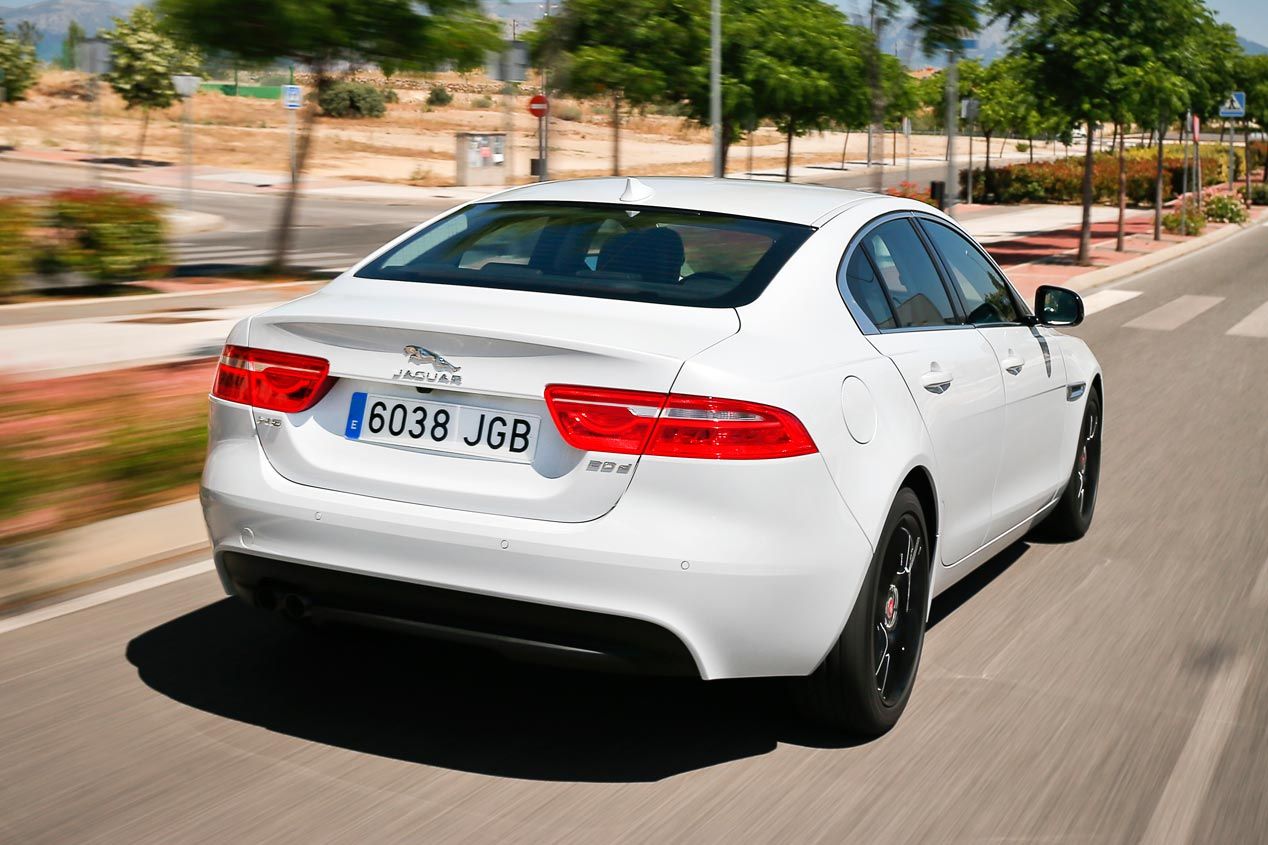 Jaguar XE 2.0d, el gran rival para BMW Serie 3 y Audi A4