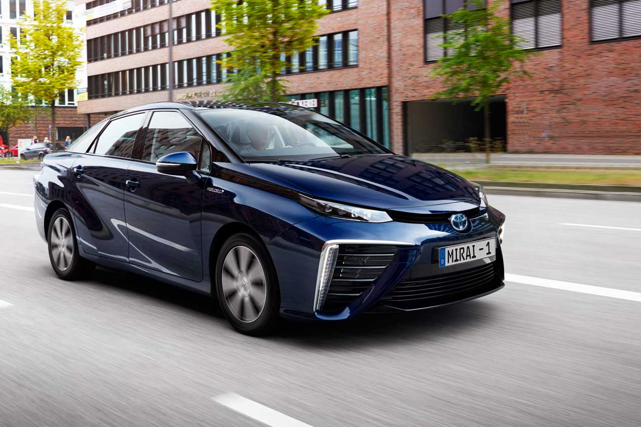 Toyota Mirai, analizamos cómo va el primer coche de hidrógeno en serie