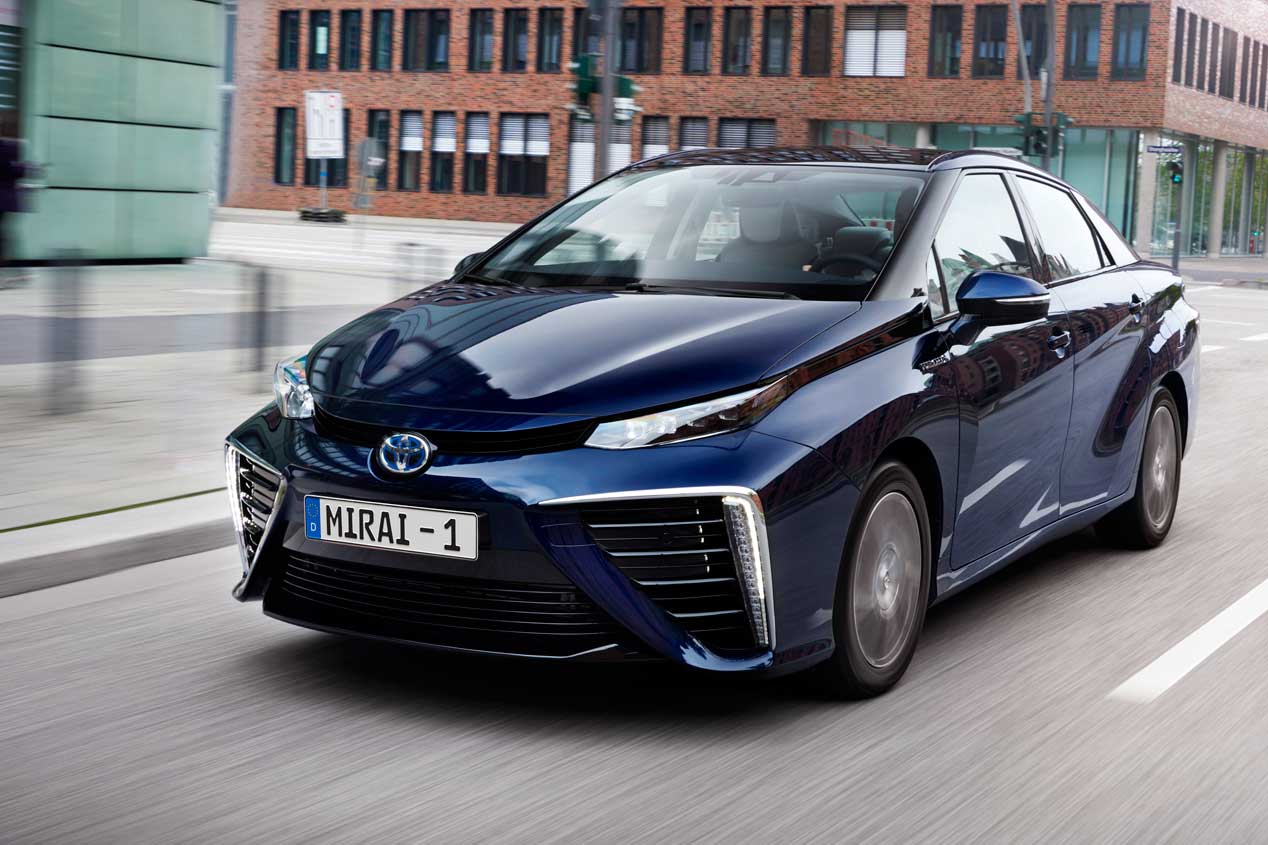 Toyota Mirai, analizamos cómo va el primer coche de hidrógeno en serie
