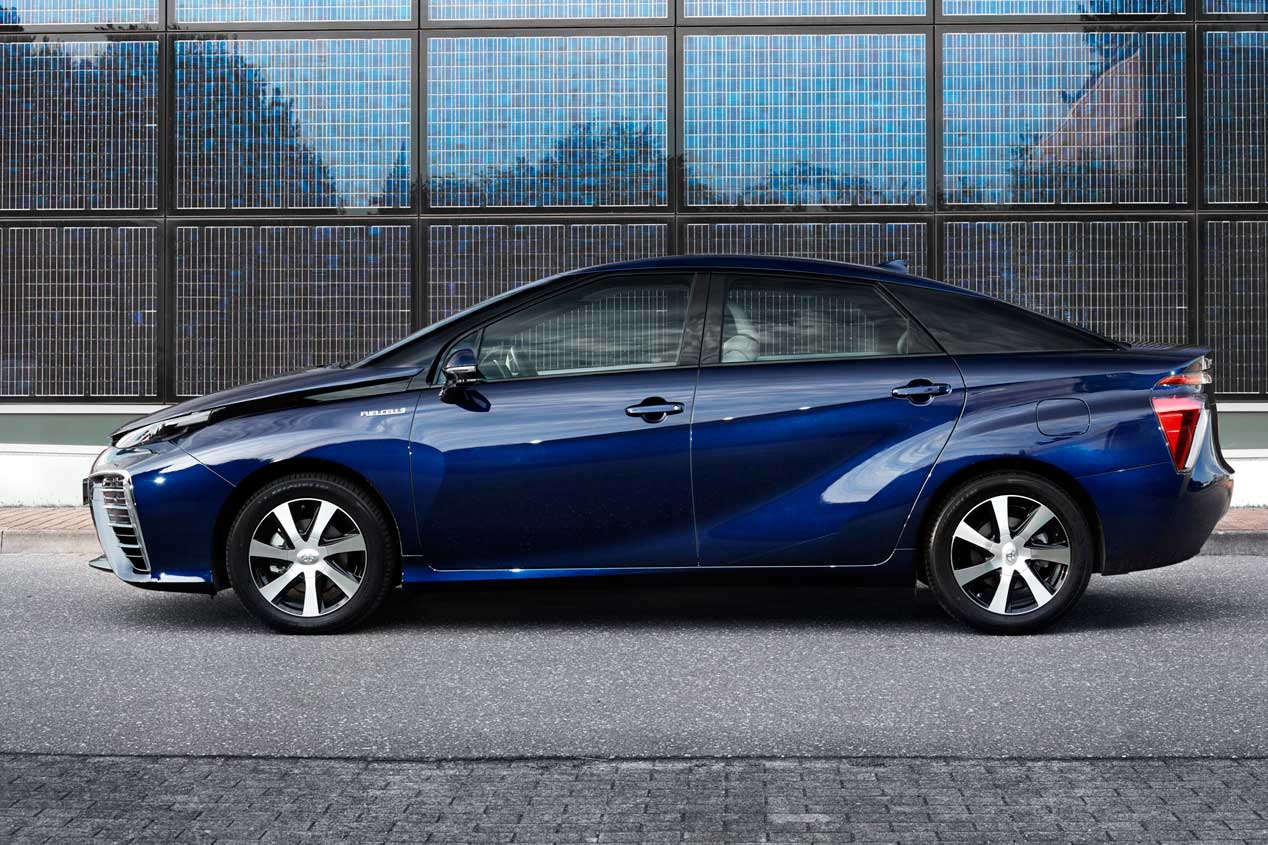 Toyota Mirai, analizamos cómo va el primer coche de hidrógeno en serie