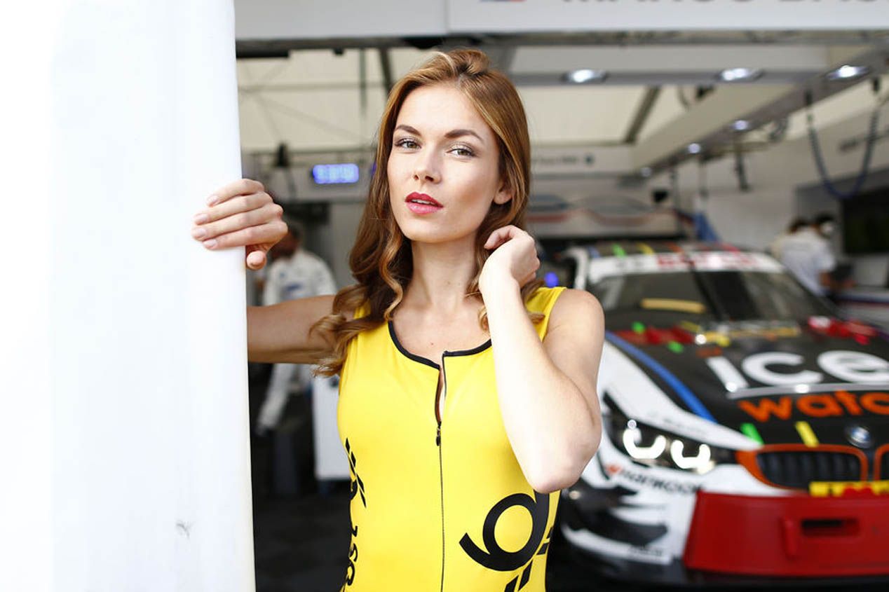 Las chicas más guapas del DTM 2015