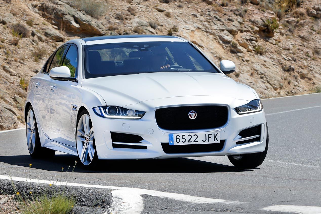 El Jaguar XE 2.0D 180 se enfrenta al Infiniti Q50 2.2D y Opel Insignia 2.0 CDTI