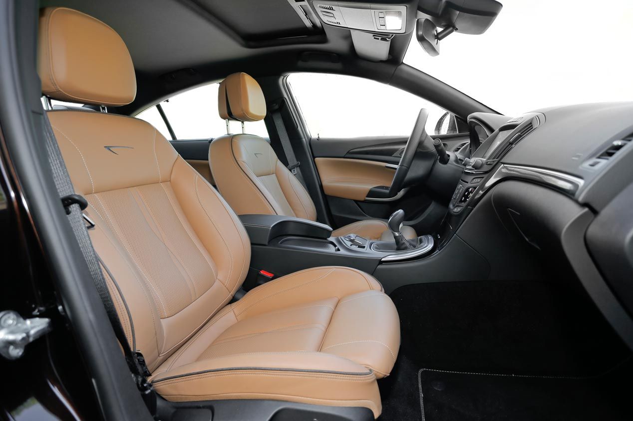 El Jaguar XE 2.0D 180 se enfrenta al Infiniti Q50 2.2D y Opel Insignia 2.0 CDTI