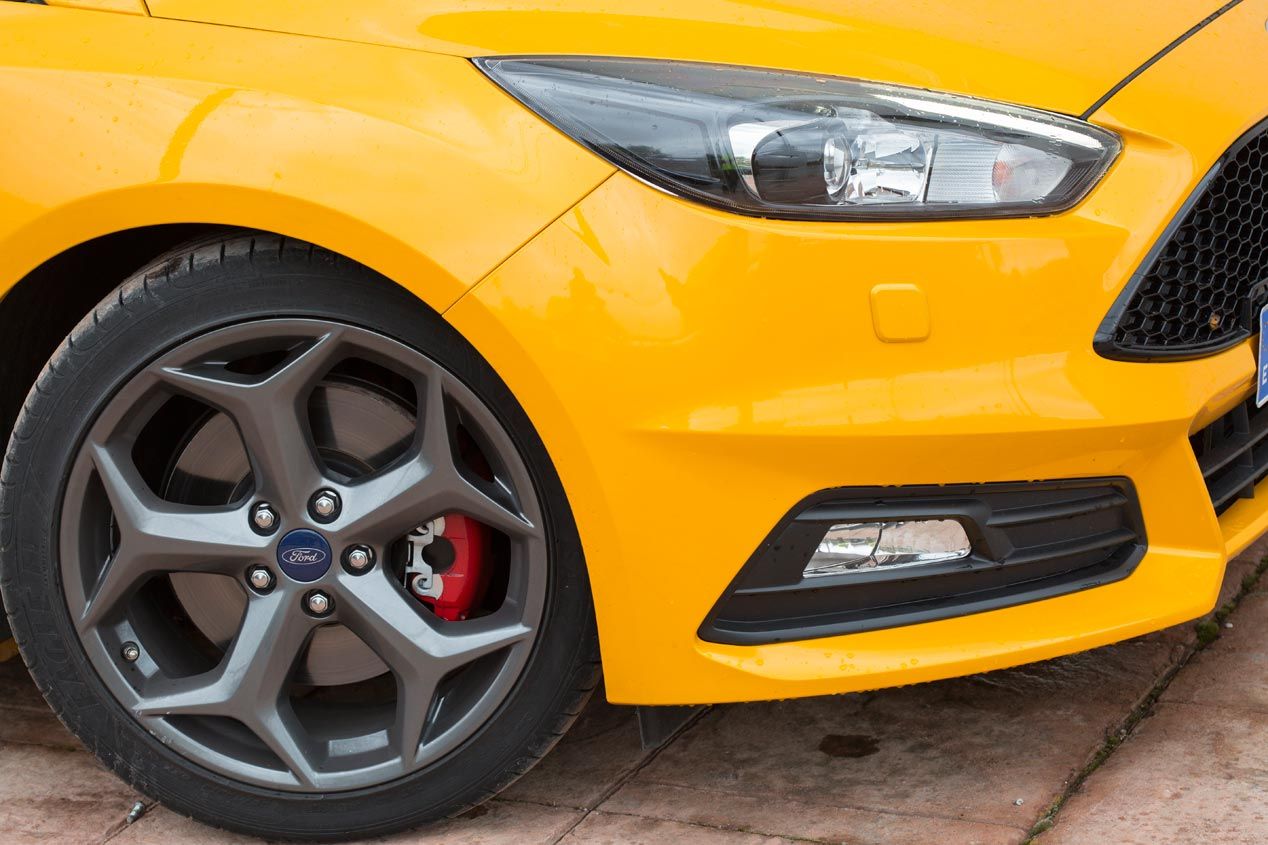 El Alfa Romeo Giulietta Quadrifoglio Verde se enfrenta al Ford Focus ST