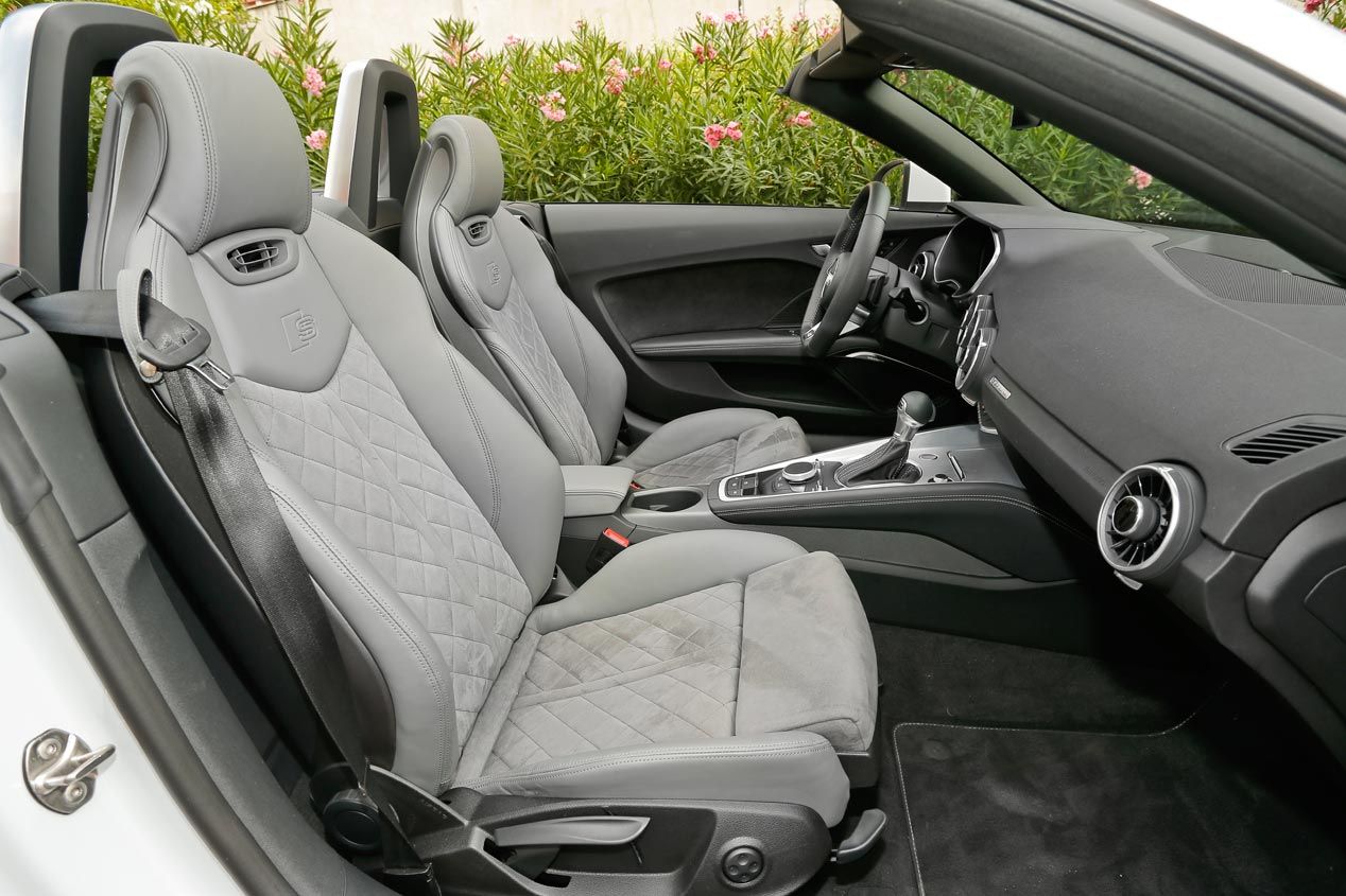 Audi TT Roadster 2.0 TFSi Quattro y BMW Z4 28i sDrive enfrentados