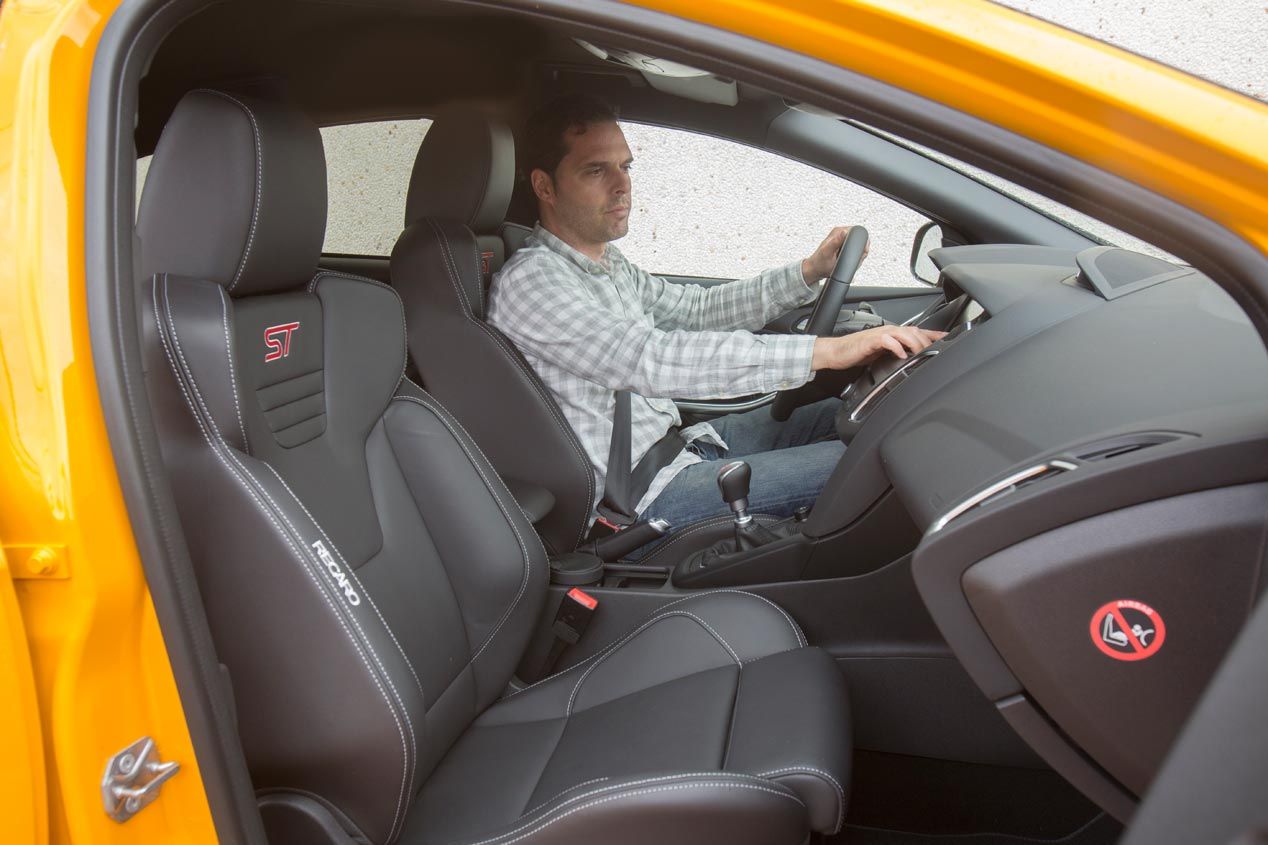 El Alfa Romeo Giulietta Quadrifoglio Verde se enfrenta al Ford Focus ST