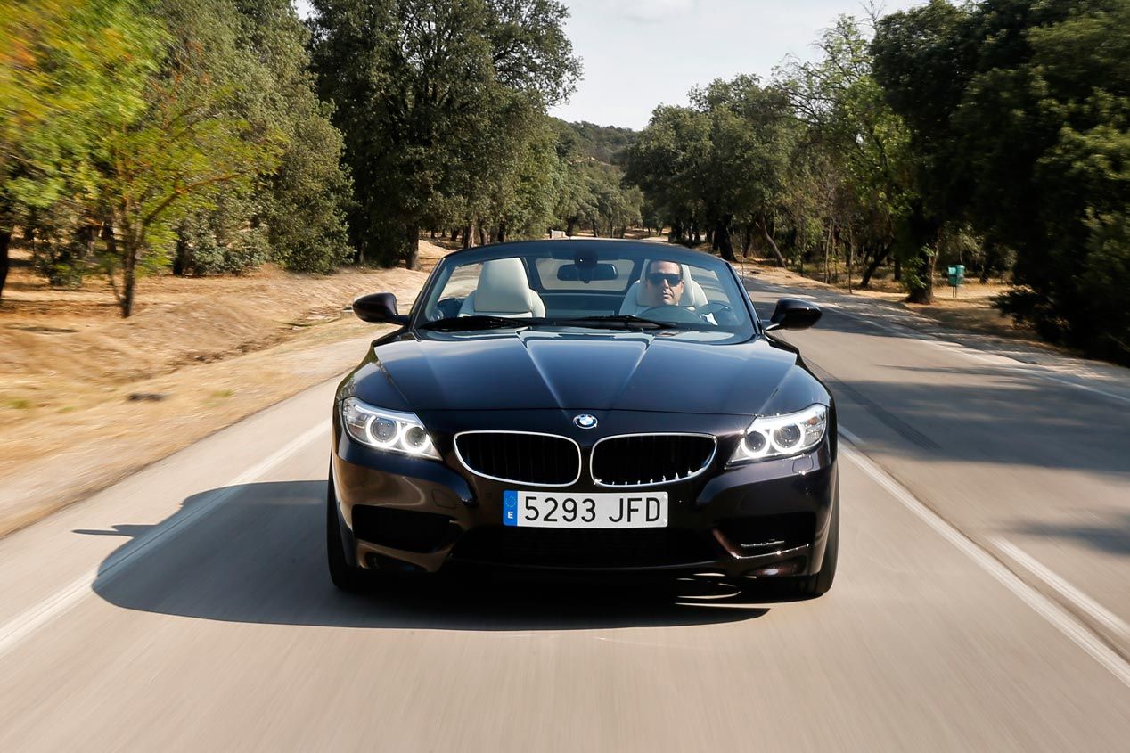 Audi TT Roadster 2.0 TFSi Quattro y BMW Z4 28i sDrive enfrentados