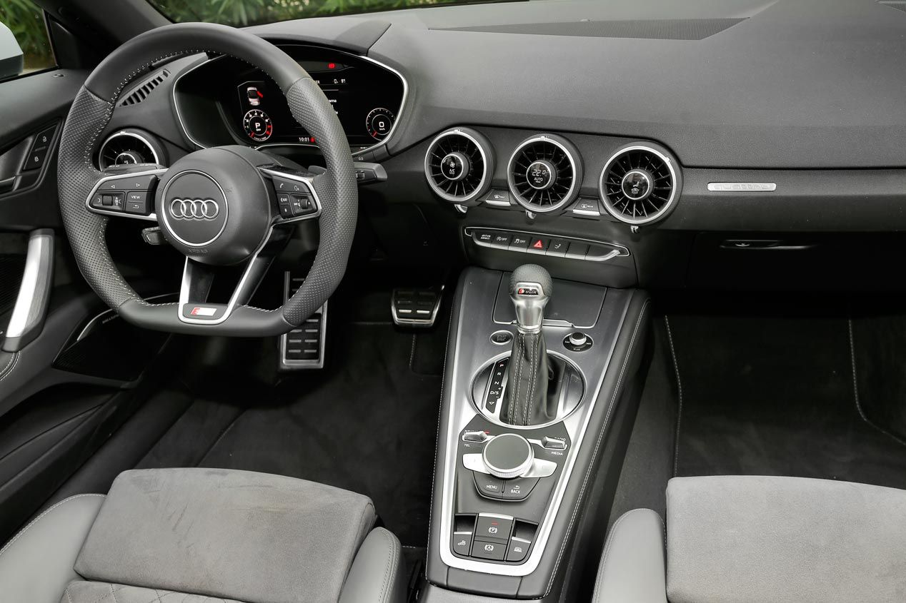 Audi TT Roadster 2.0 TFSi Quattro y BMW Z4 28i sDrive enfrentados