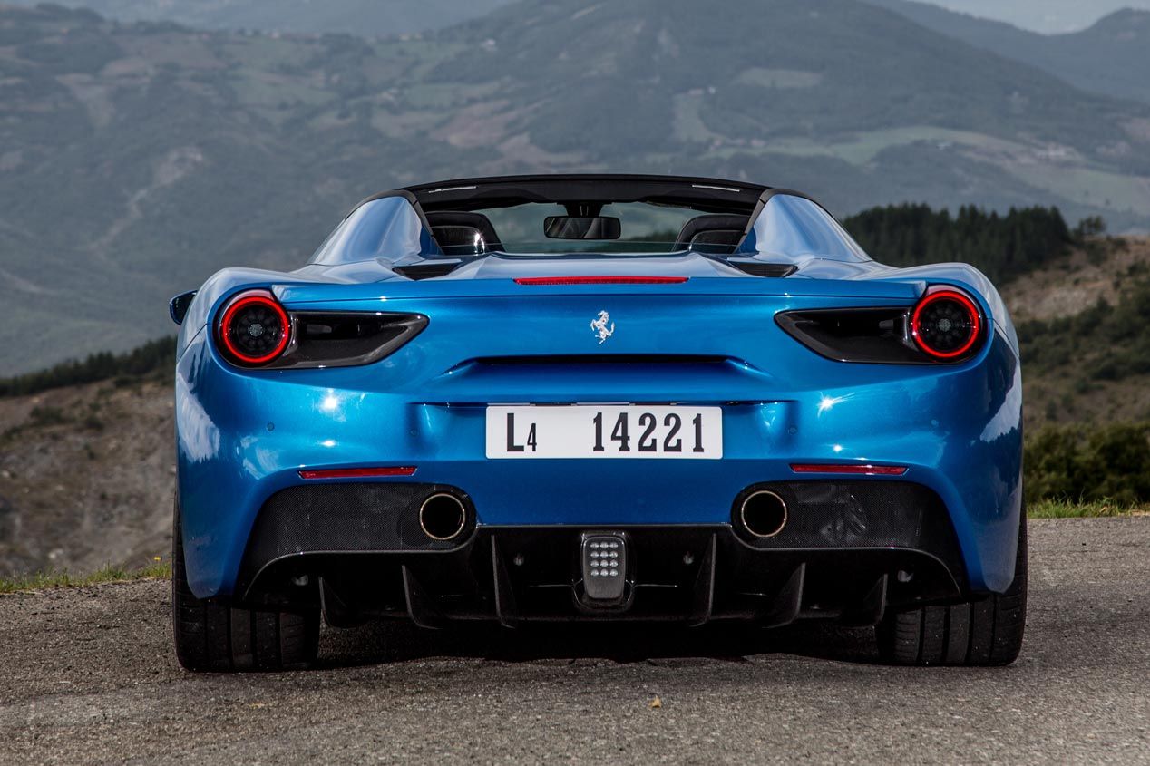 Ferrari 488 Spyder, descapotable con turbo