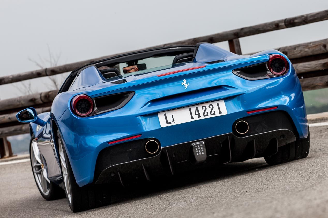 Ferrari 488 Spyder, descapotable con turbo
