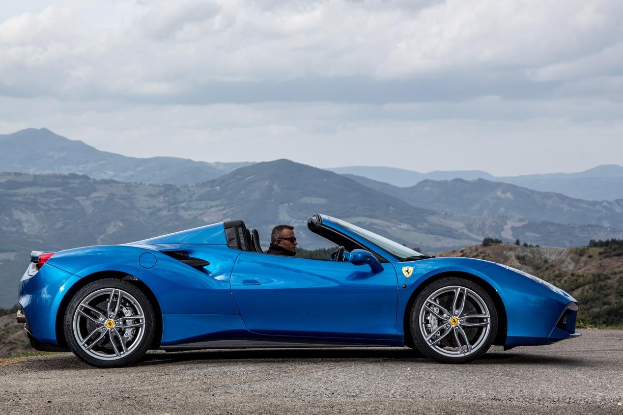 Ferrari 488 Spyder, descapotable con turbo