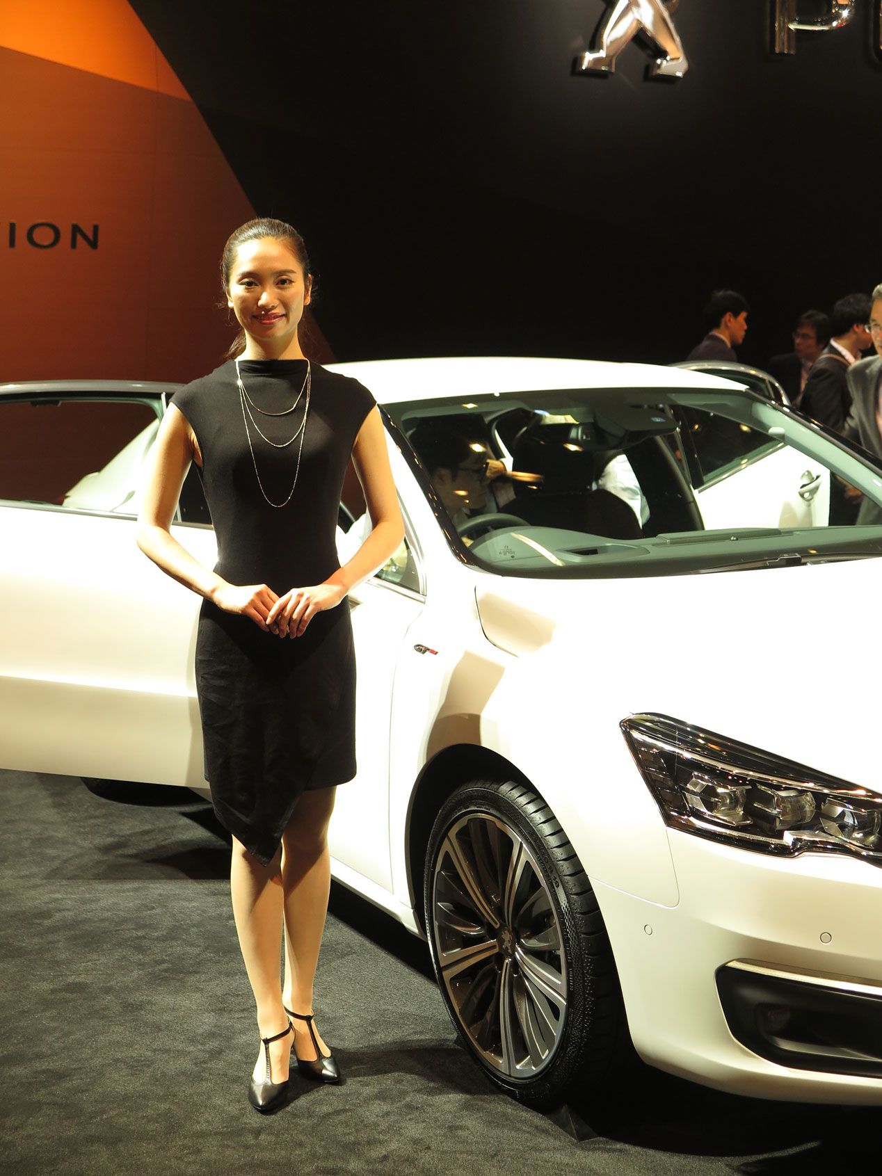 Las chicas más guapas del Salón de Tokio 2015