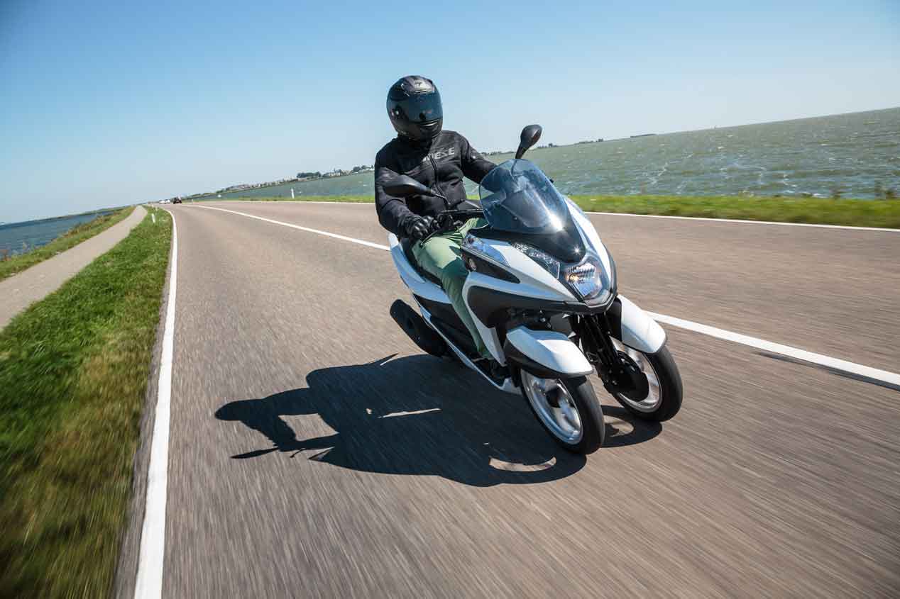 Conducir motos con carné de coche: alternativas diferentes