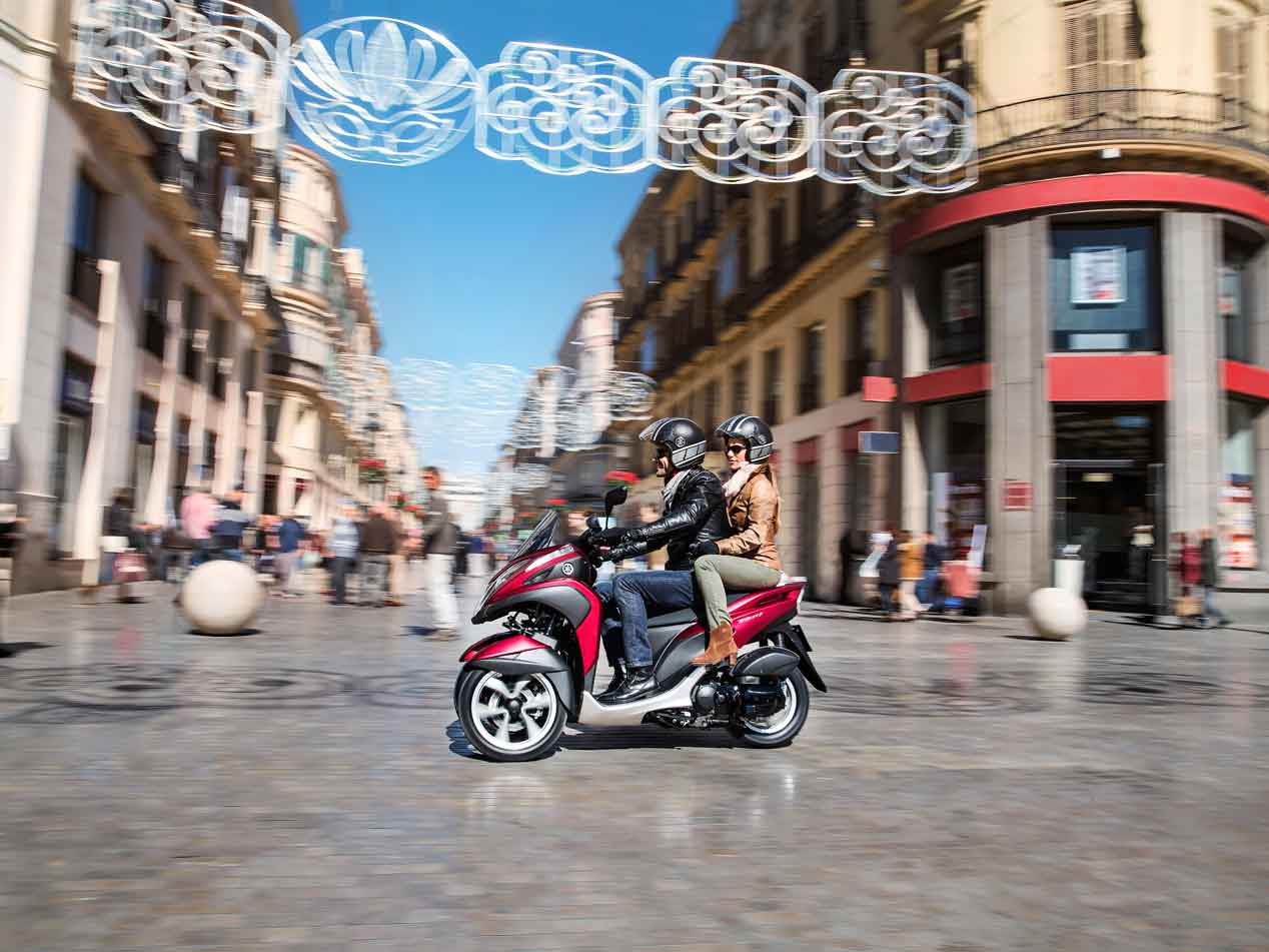 Conducir motos con carné de coche: alternativas diferentes