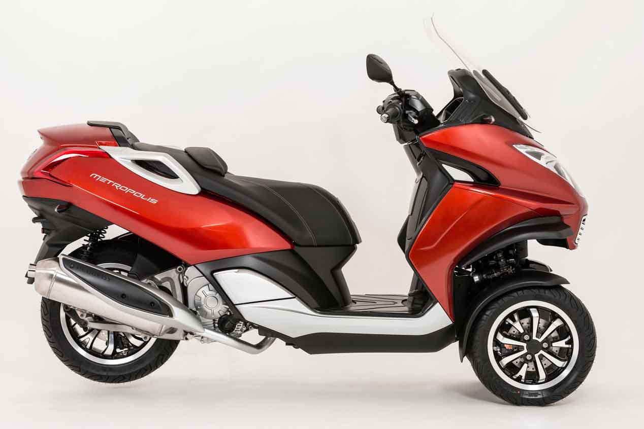 Conducir motos con carné de coche: alternativas diferentes