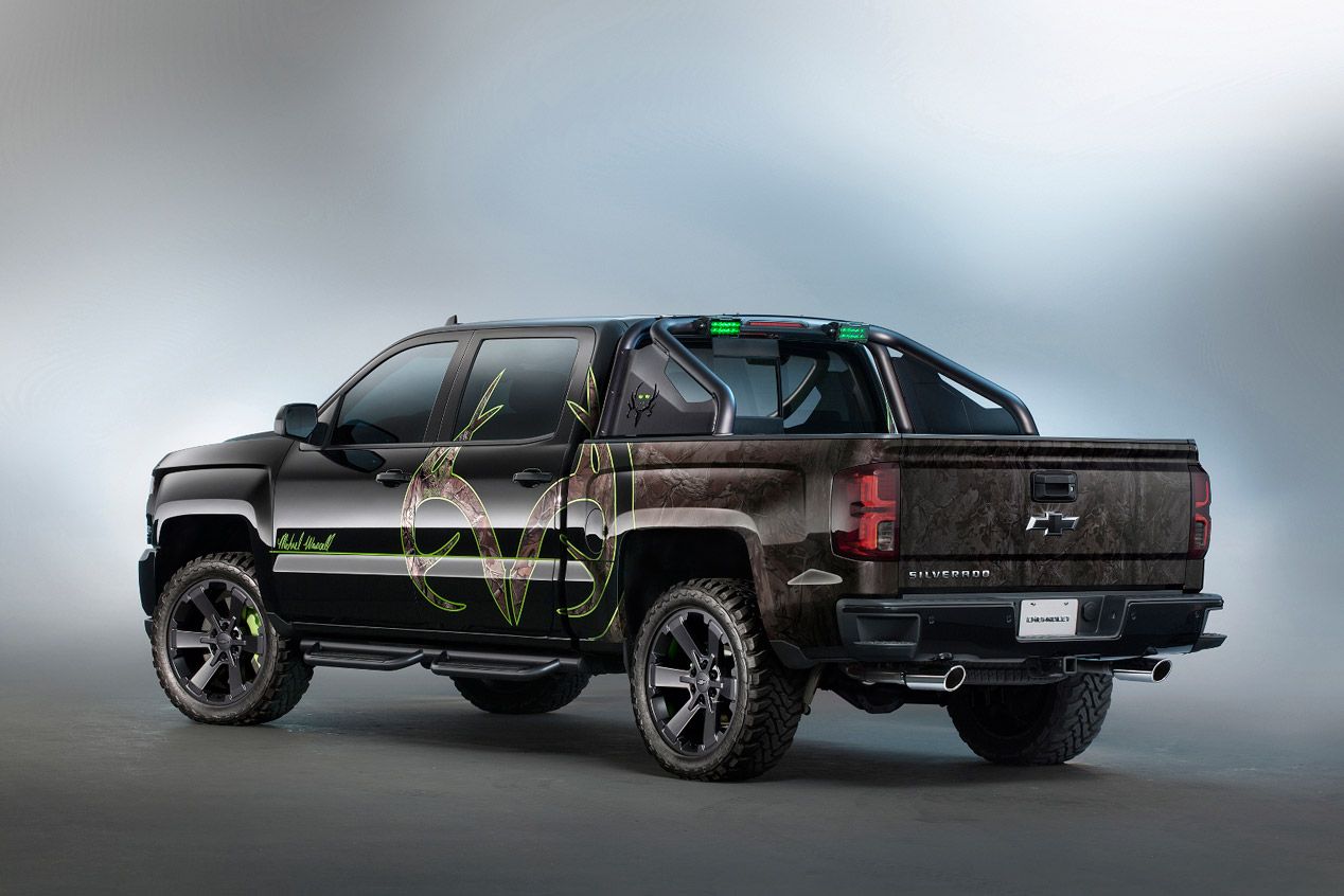 Chevrolet Silverado Realtree Bone Collector