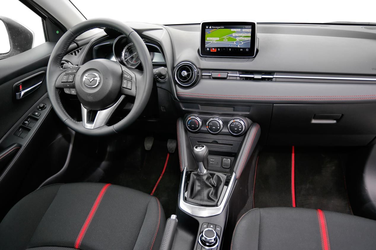 El Mazda 2 1.5 Skyactiv-G 90 se enfrenta al Volkswagen Polo 1.2 TSI 90