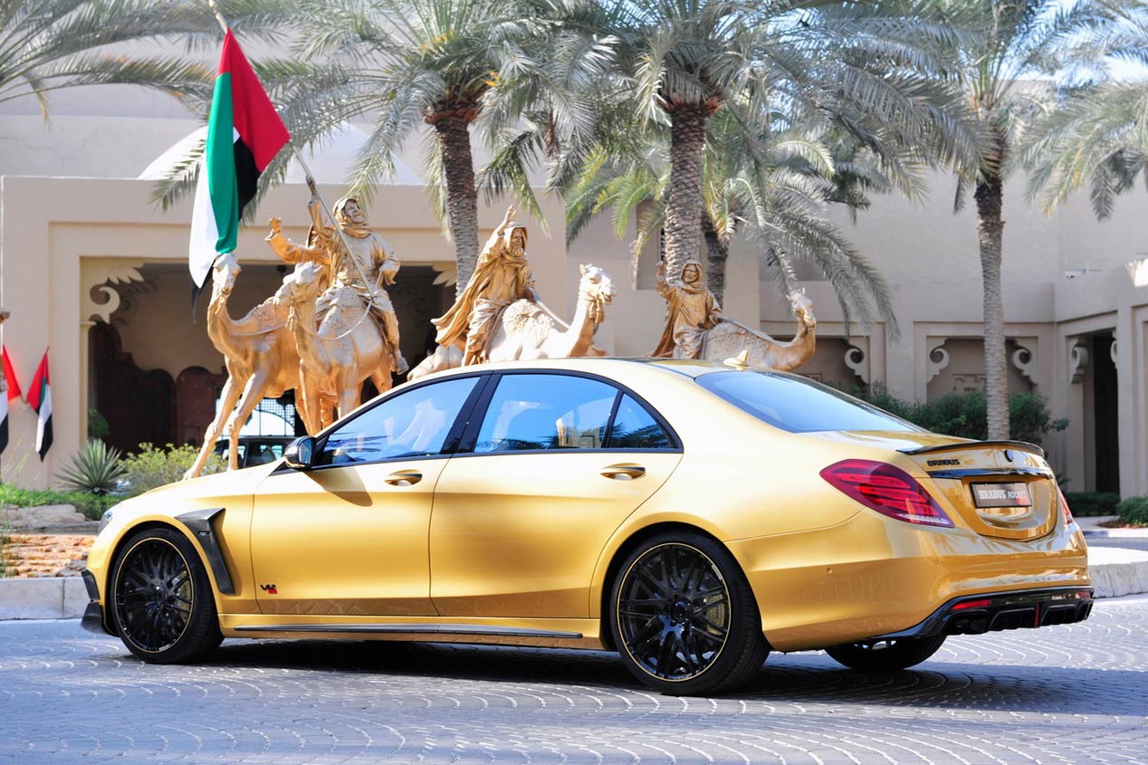 Brabus Rocket 900 Desert Gold Edition, el superdeportivo dorado