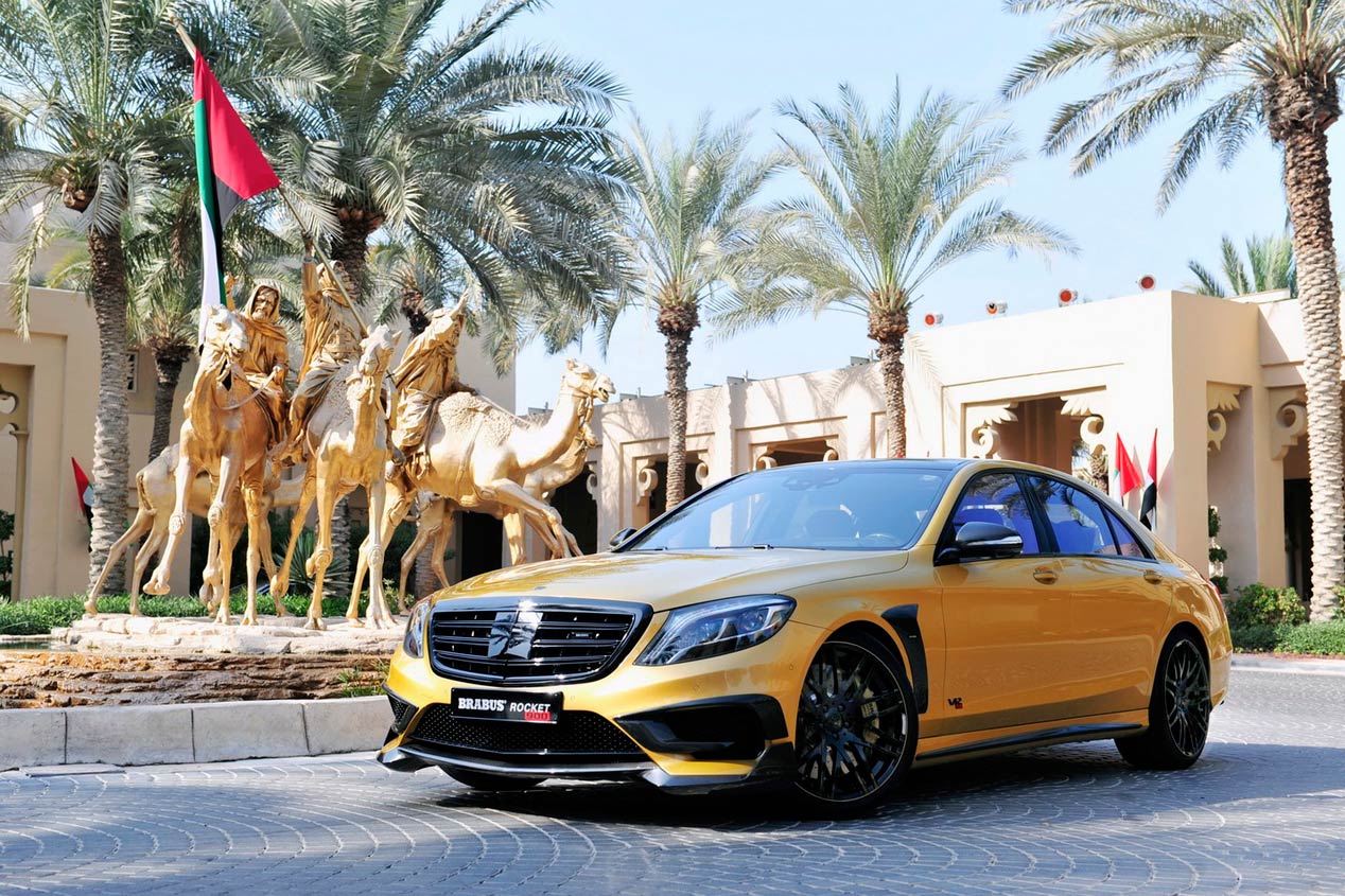 Brabus Rocket 900 Desert Gold Edition, el superdeportivo dorado