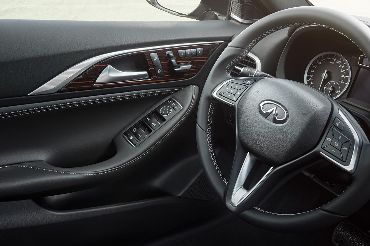 Infiniti Q30 Sport 2.0t, la variante más deportiva del coche compacto japonés