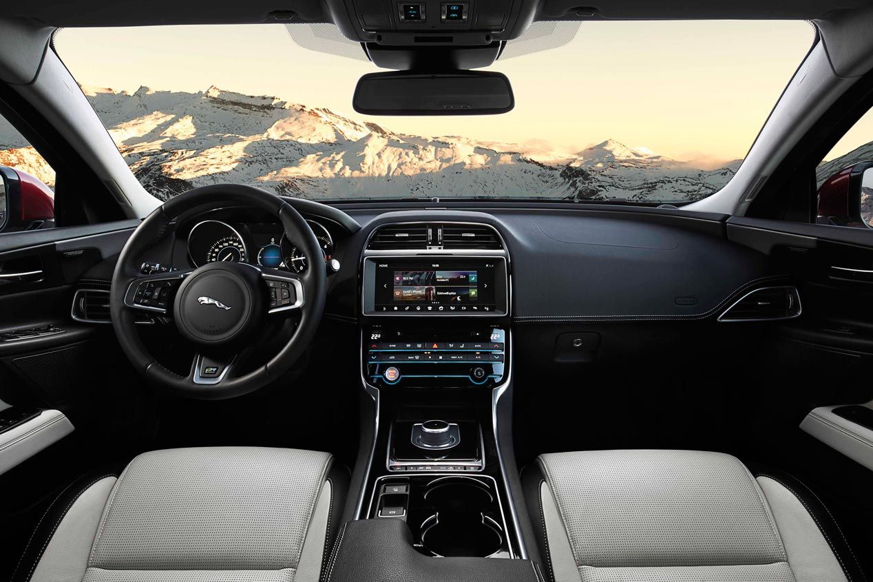 Jaguar XE 2.0d AWD, llega la tracción total
