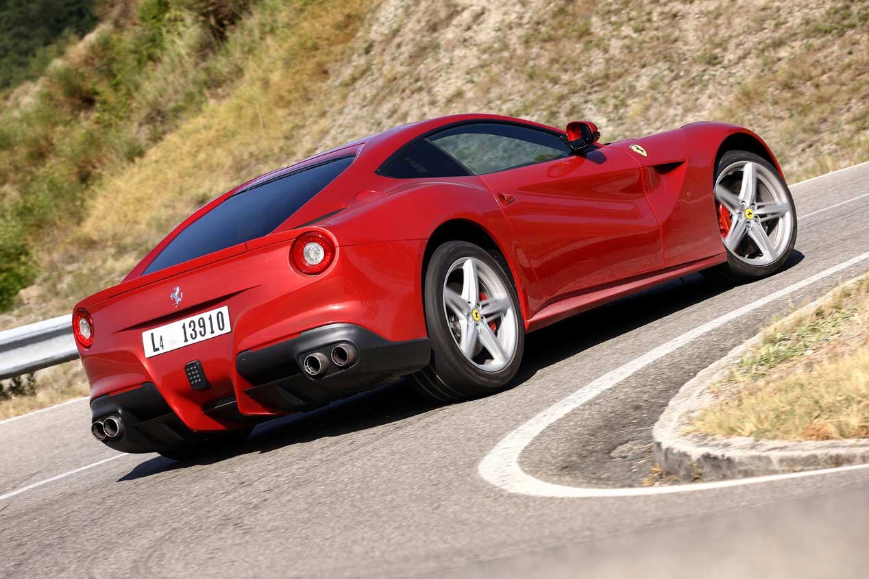 Los súper coches deportivos de más de 600 CV