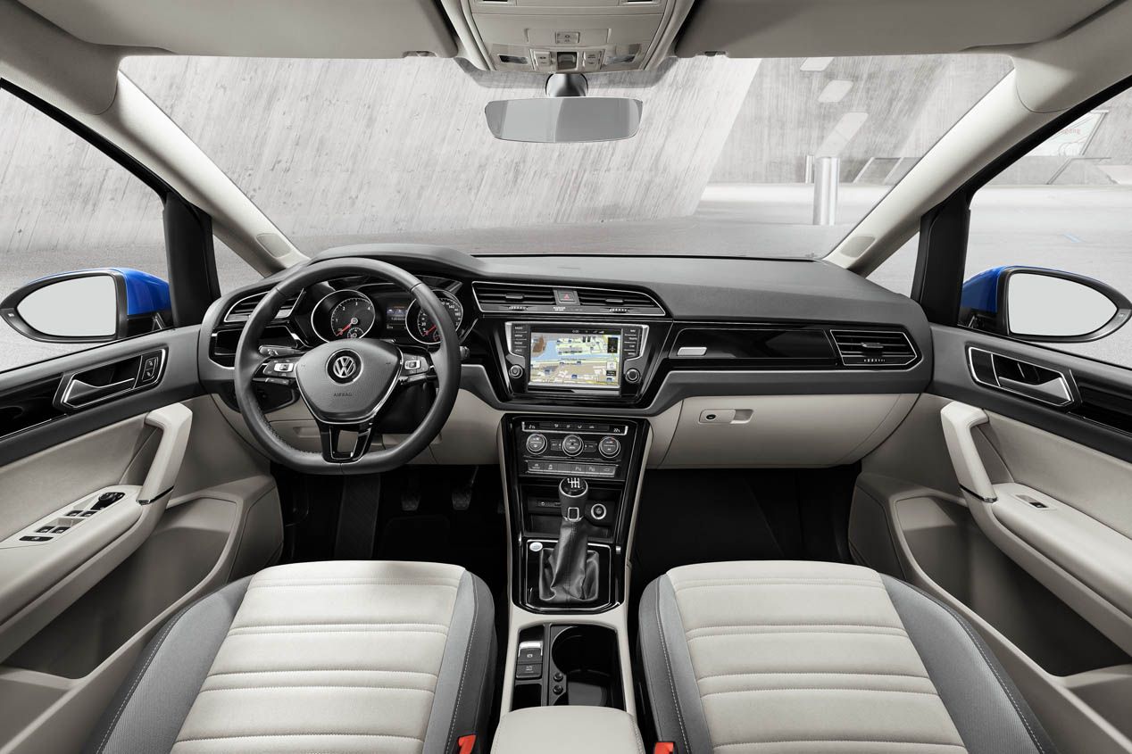 Volkswagen Touran 2016, prueba de la tercera generación