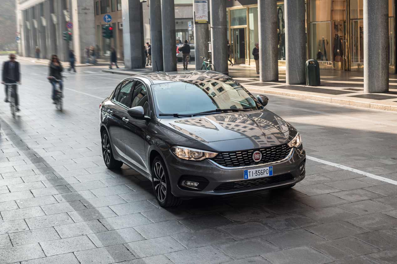 Fiat TIpo 2016, ahora en formato sedán