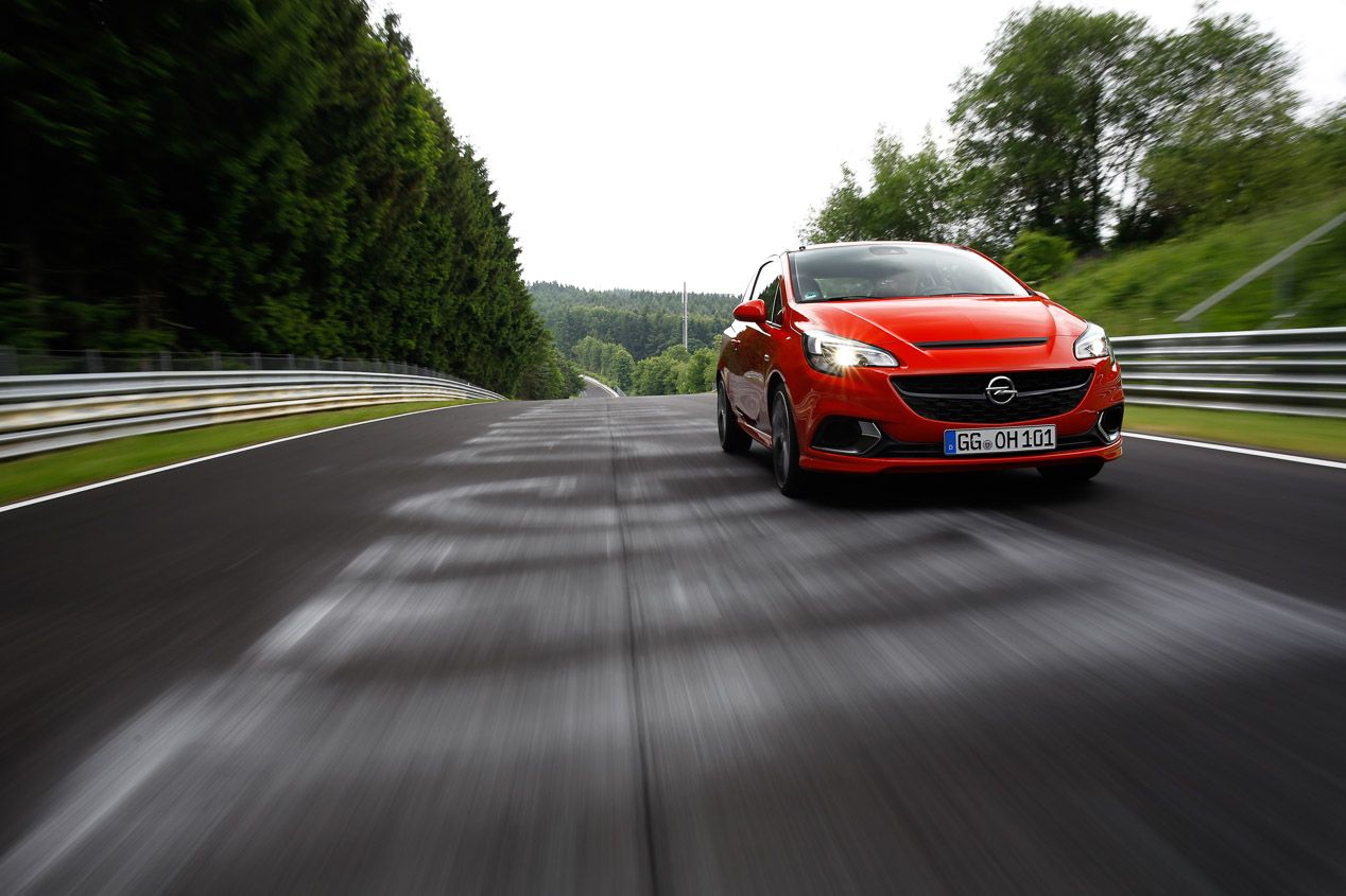 Opel Corsa OPC en Nurburgring
