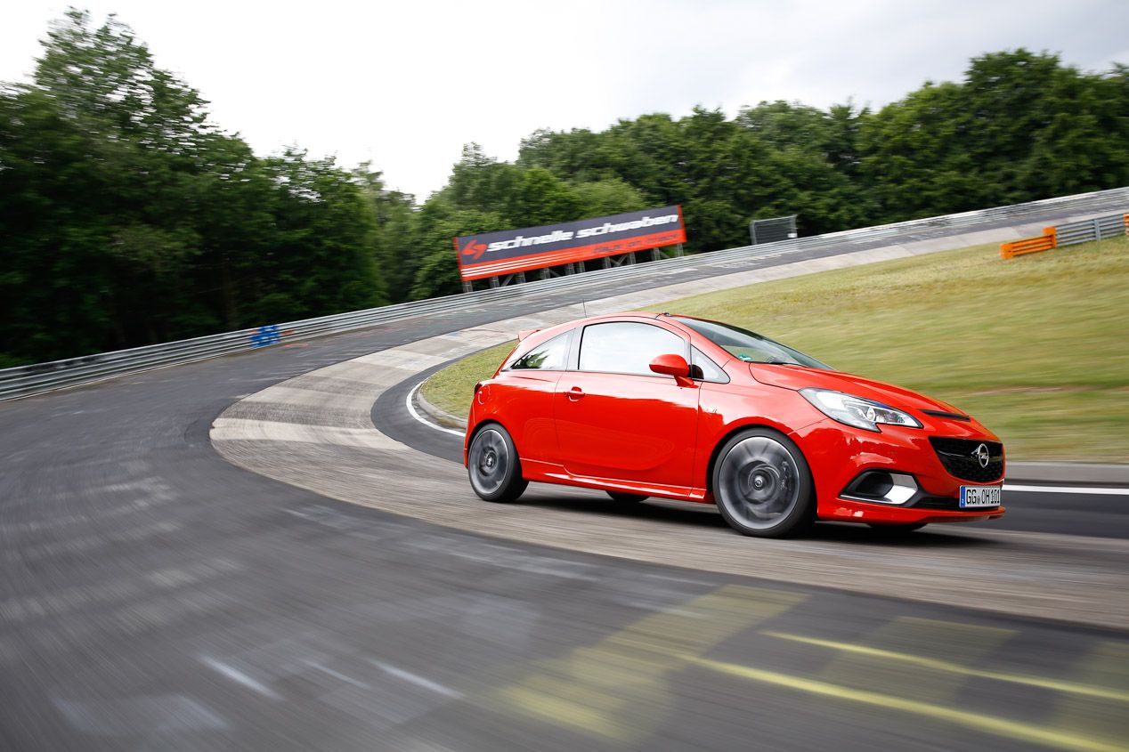 Opel Corsa OPC en Nurburgring