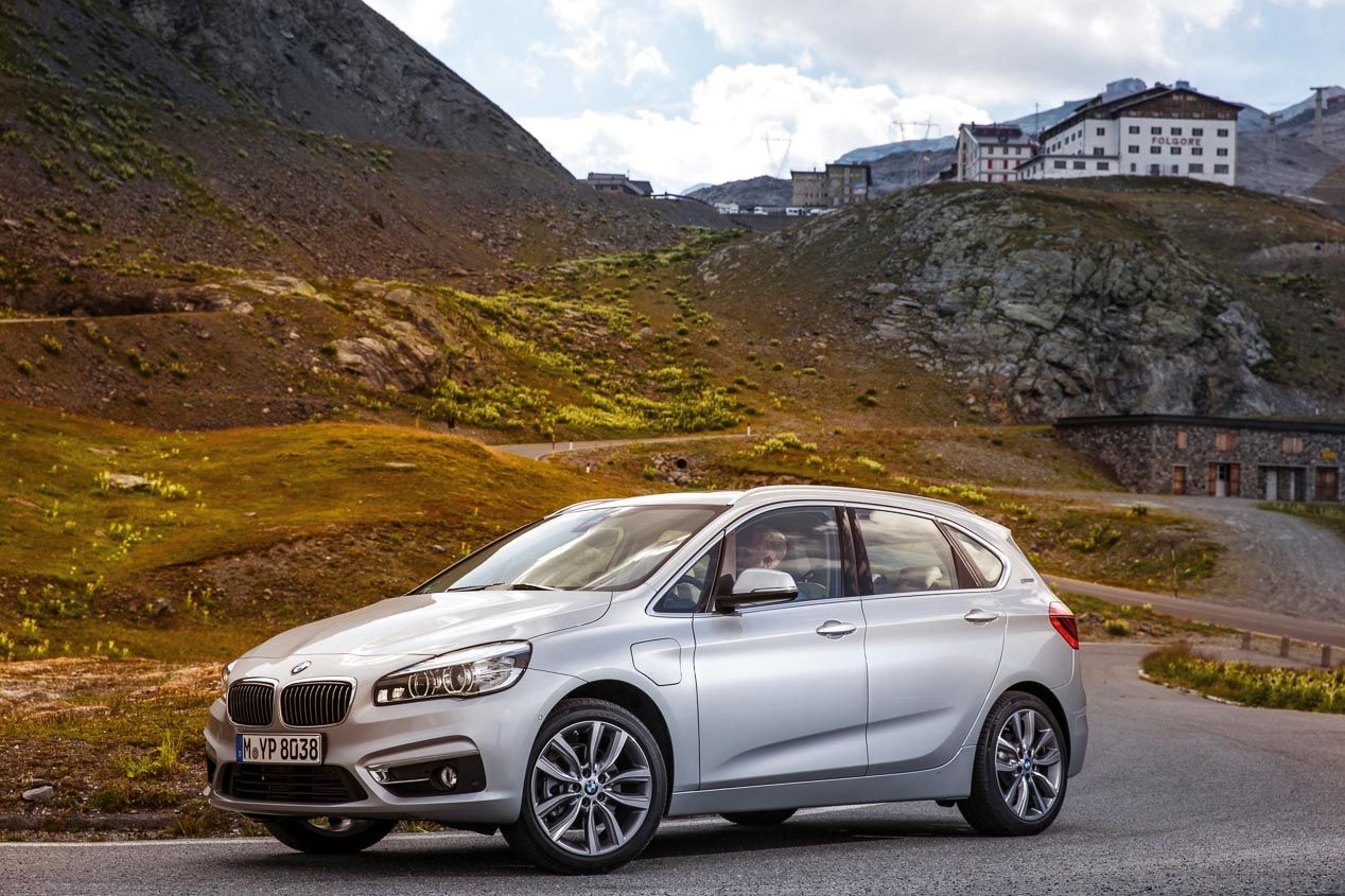 BMW 225xe, máxima eficiencia monovolumen