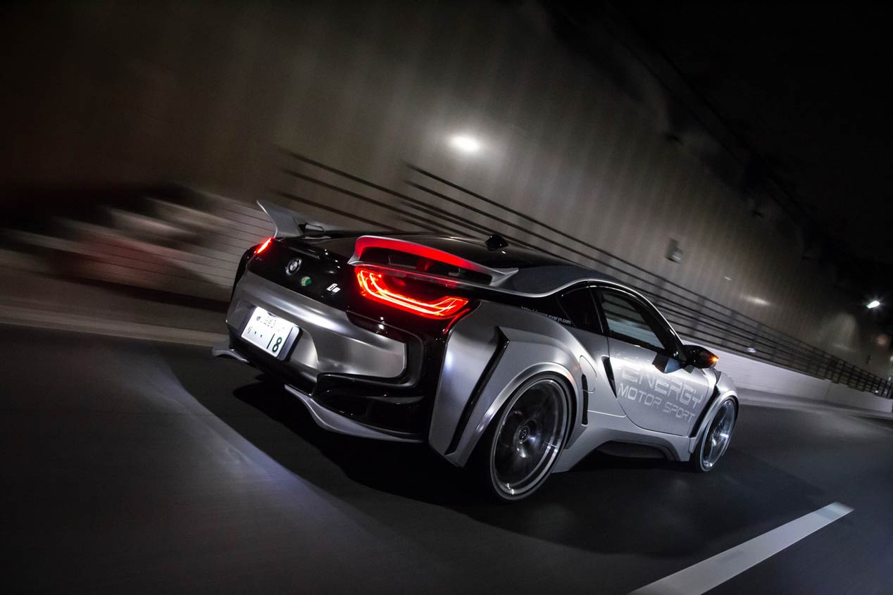 BMW i8 Cyber Edition, tuning futurista
