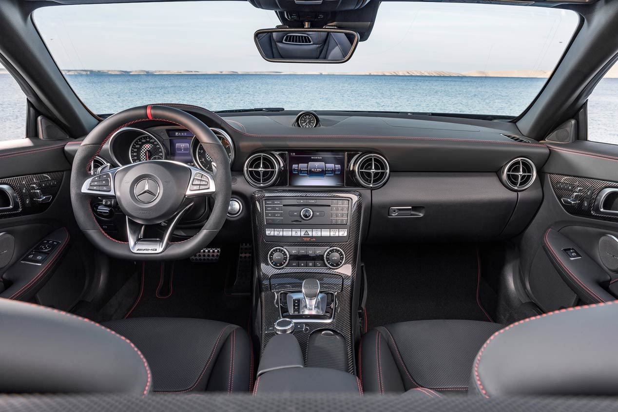 Mercedes–AMG SLC 43 2016, nuevo descapotable con el sello AMG