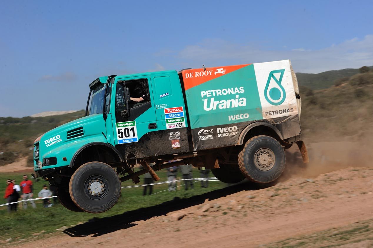 Cómo es un camión del Dakar