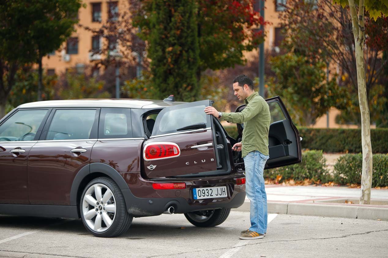 Los dos compactos más exclusivos: nuevo Mini Clubman vs Audi A3 Sportback